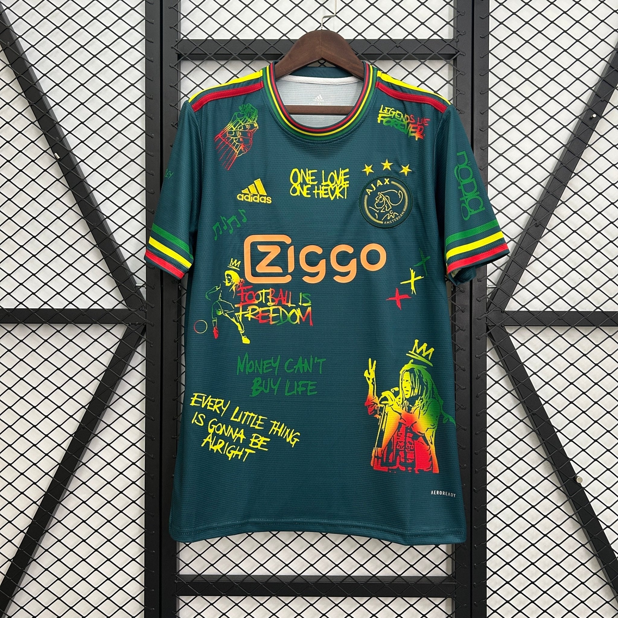 AJAX EQUIPACIÓN ESPECIAL BOB MARLEY II 25/26 HOMBRE - Bota de Oro Tienda