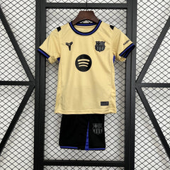 BARCELONA II 25/26 CONJUNTO INFANTIL - Bota de Oro Tienda