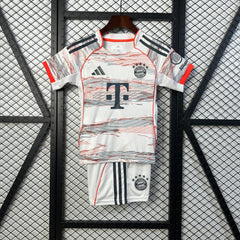 BAYERN MUNICH SEGUNDA EQUIPACIÓN 25/26 NIÑOS - Bota de Oro Tienda