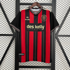 CAMISETA BOHEMIAN FC PRIMERA EQUIPACION 25/26 HOMBRE - Bota de Oro Tienda