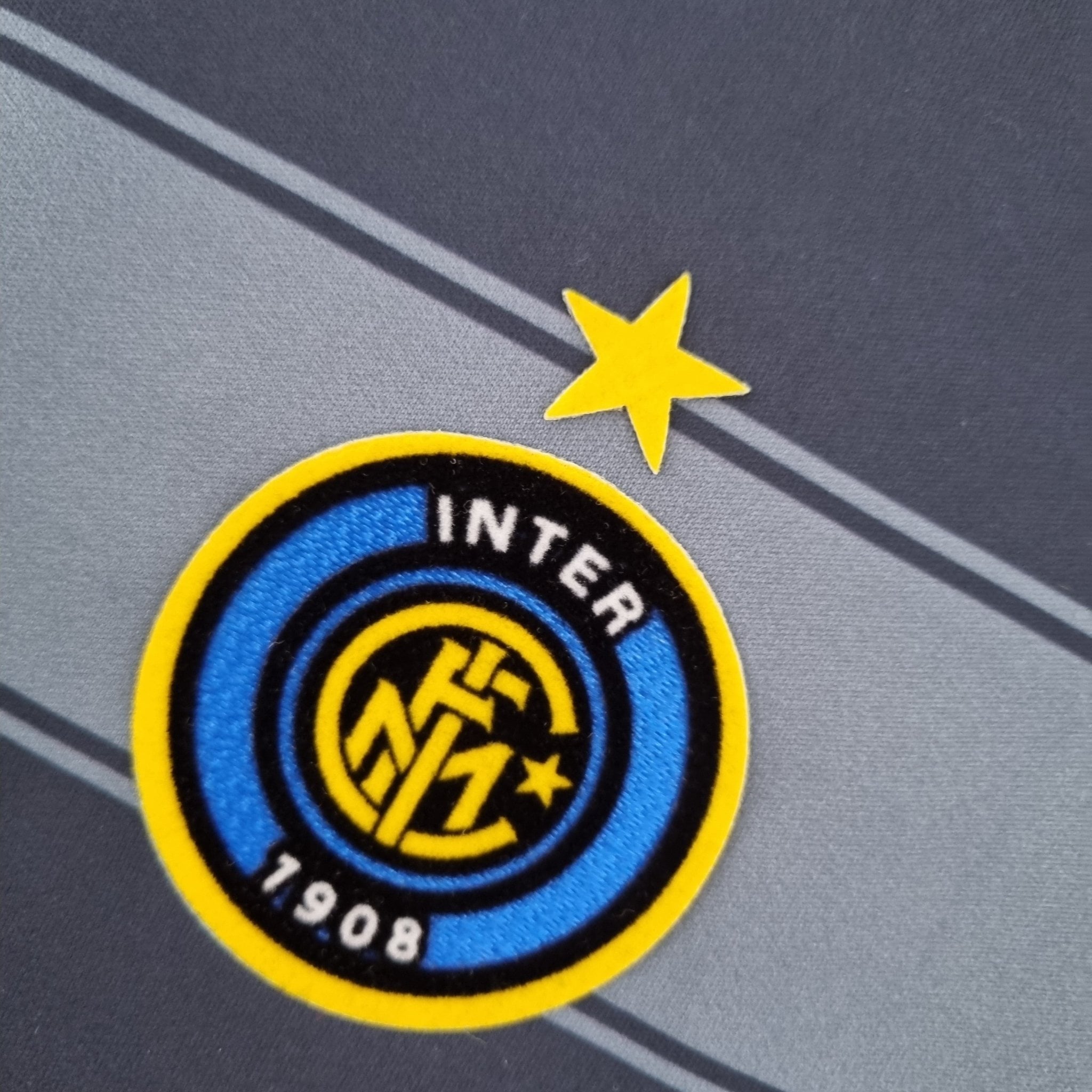 INTER DE MILAN XV 04/05 HOMBRE (RETRO) - Bota de Oro Tienda