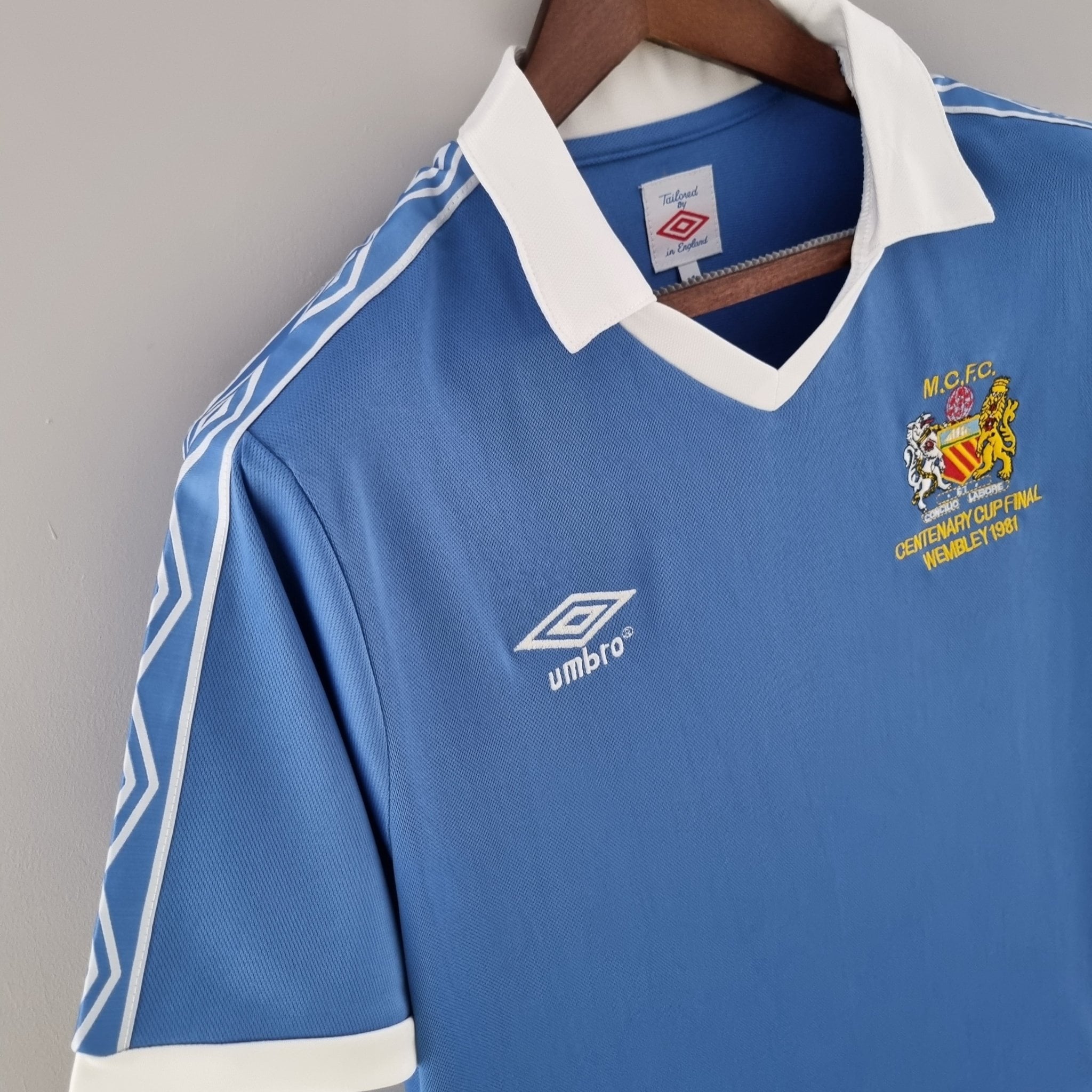 MANCHESTER CITY 81/82 HOMBRE (RETRO) - Bota de Oro Tienda