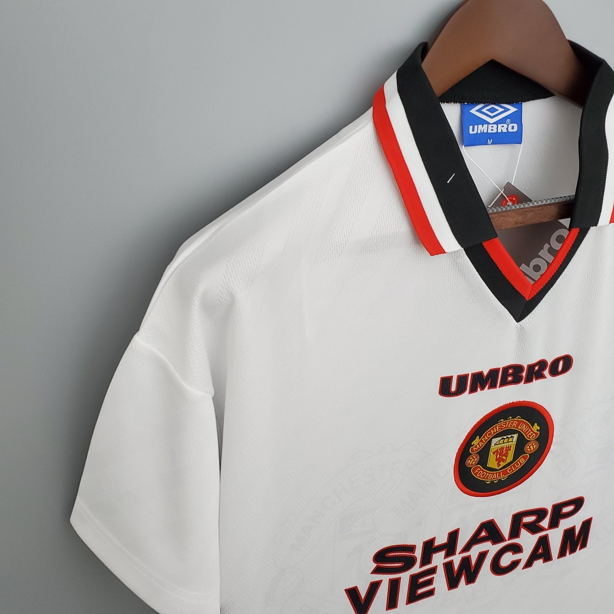 MANCHESTER UNITED I 96/97 HOMBRE (RETRO) - Bota de Oro Tienda