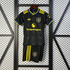 MANCHESTER UNITED TERCERA EQUIPACIÓN 25/26 NIÑOS - Bota de Oro Tienda