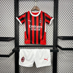 MILAN I 24/25 CONJUNTO INFANTIL - Bota de Oro Tienda