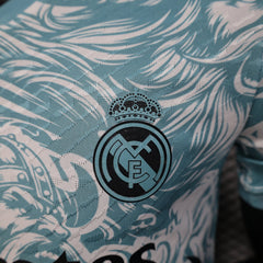 REAL MADRID EQUIPACIÓN ESPECIAL VIKING 25/26 (VERSIÓN JUGADOR) - Bota de Oro Tienda
