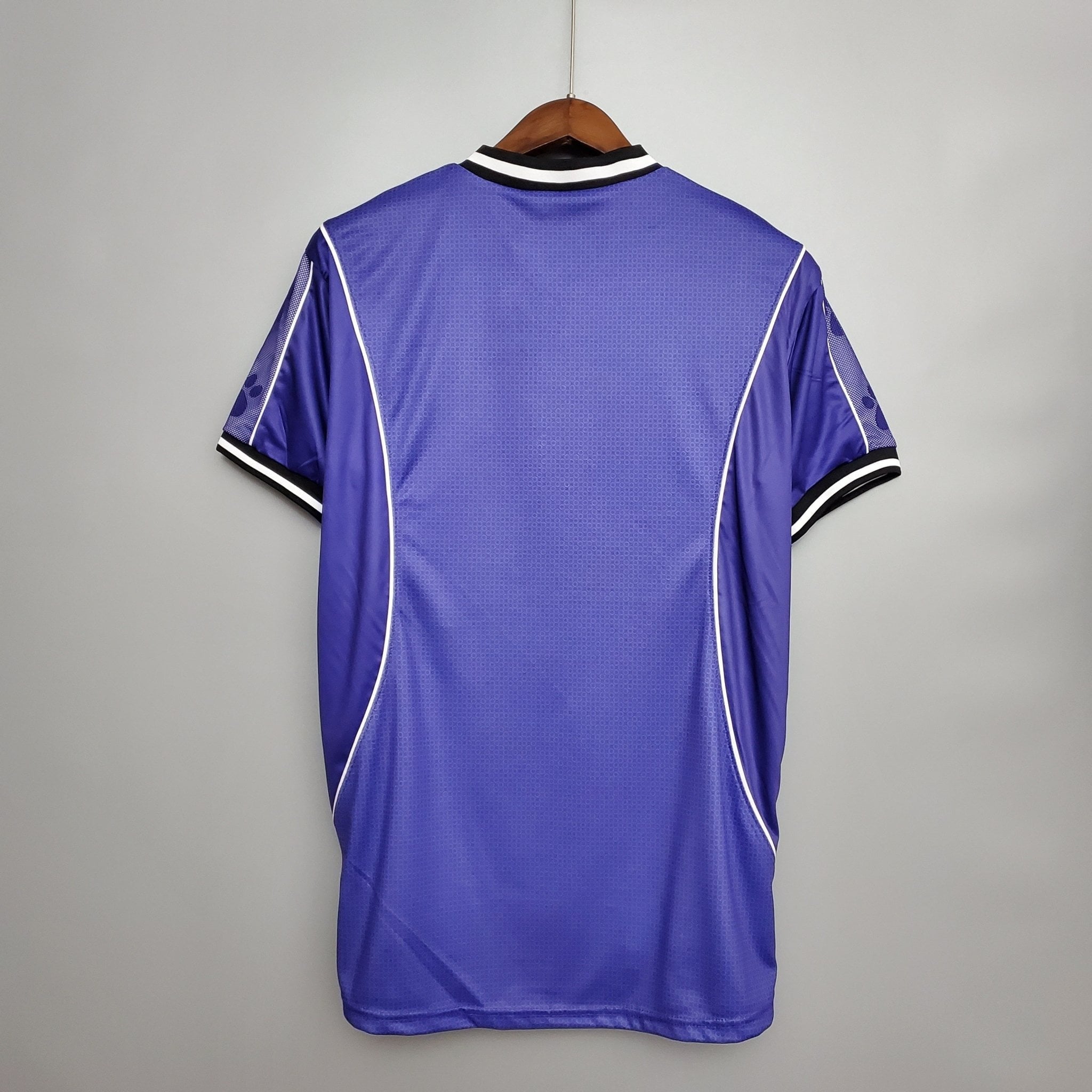 REAL MADRID II 97/98 HOMBRE (RETRO) - Bota de Oro Tienda