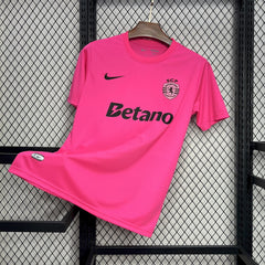 SPORTING CP OCTUBRE ROSA 24/25 HOMBRE - Bota de Oro Tienda