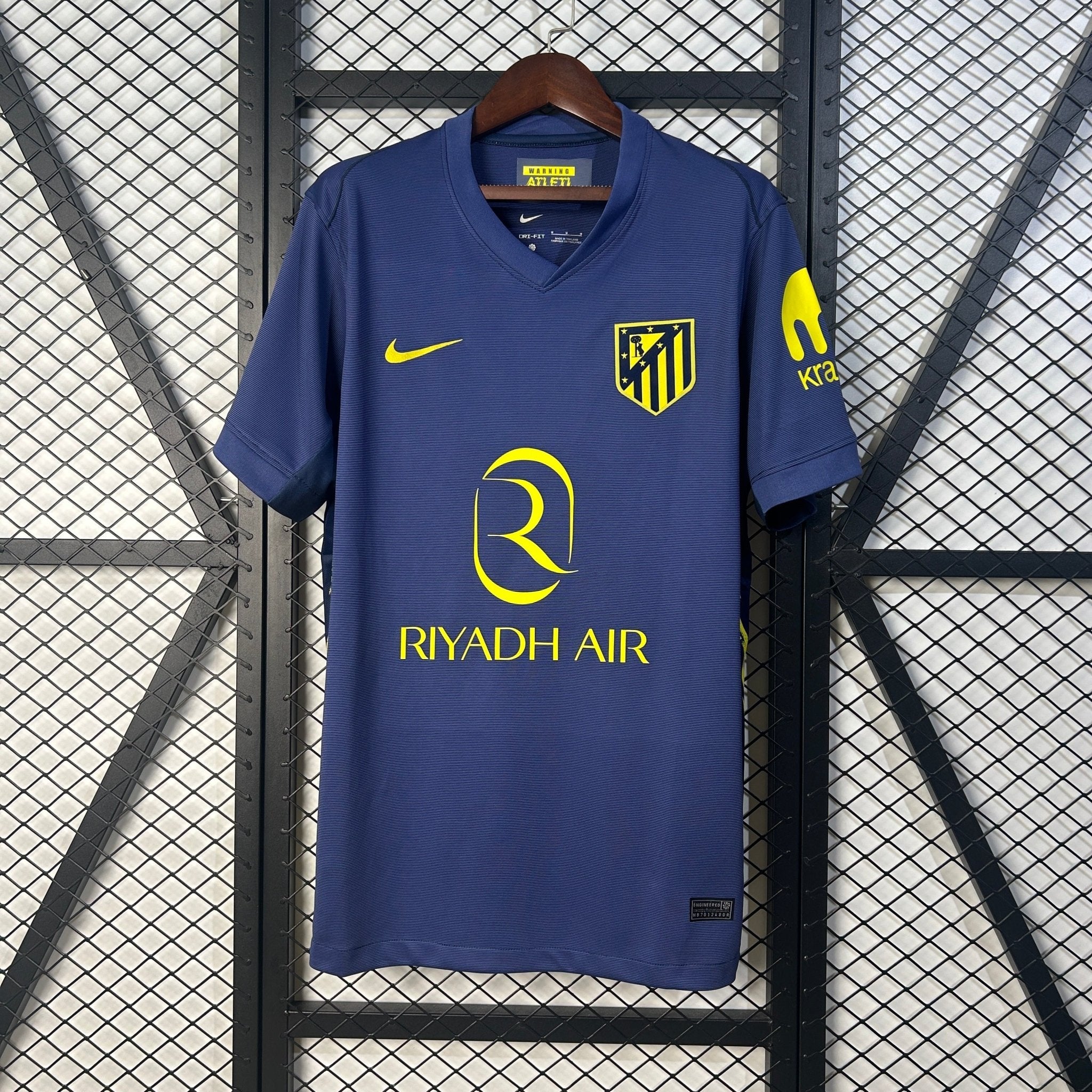 ATLETICO DE MADRID SEGUNDA EQUIPACIÓN 25/26 HOMBRE - Bota de Oro Tienda