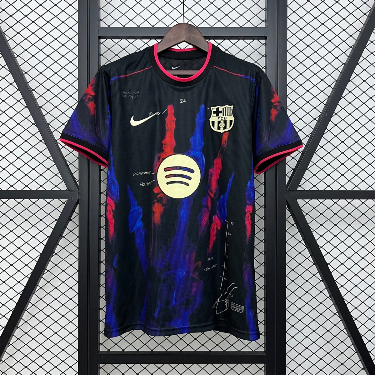 BARCELONA EQUIPACION ESPECIAL VII 25/26 HOMBRE - Bota de Oro Tienda