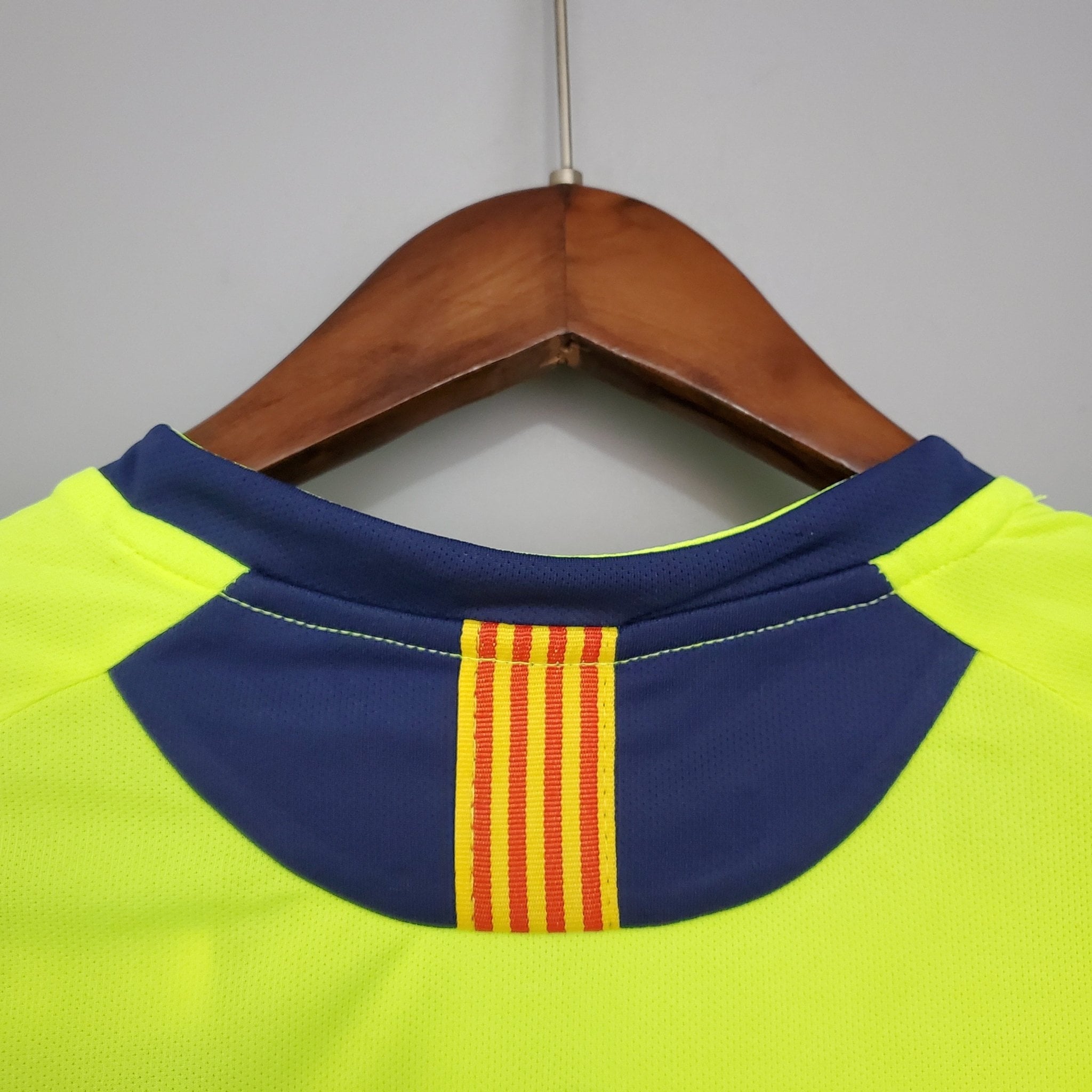 BARCELONA I 05/06 HOMBRE (RETRO) - Bota de Oro Tienda