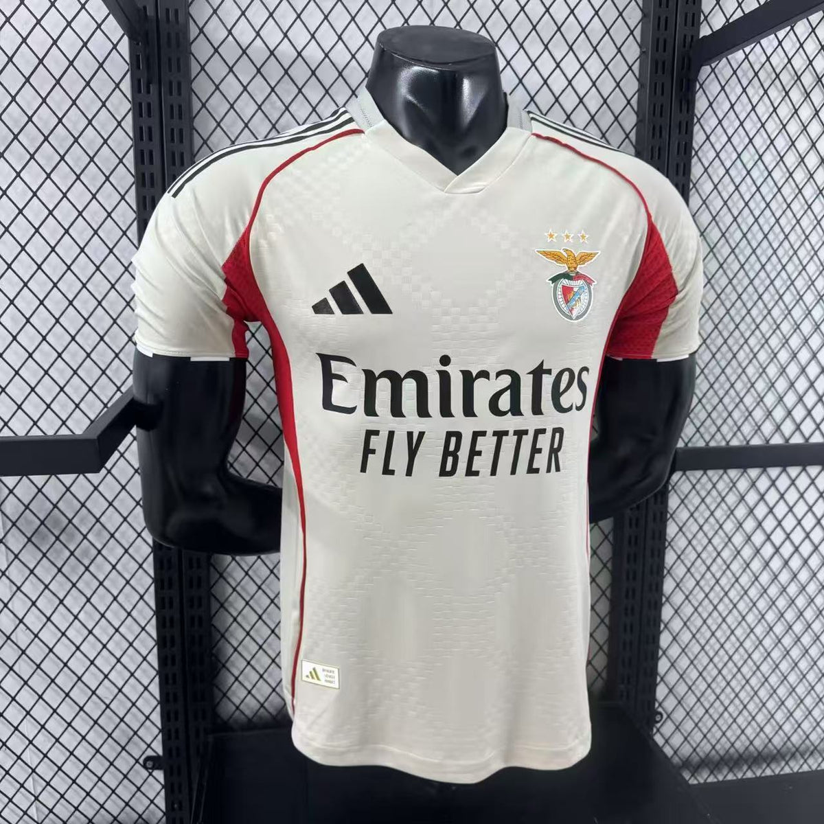 BENFICA SEGUNDA EQUIPACIÓN 25/26 (VERSIÓN JUGADOR) - Bota de Oro Tienda