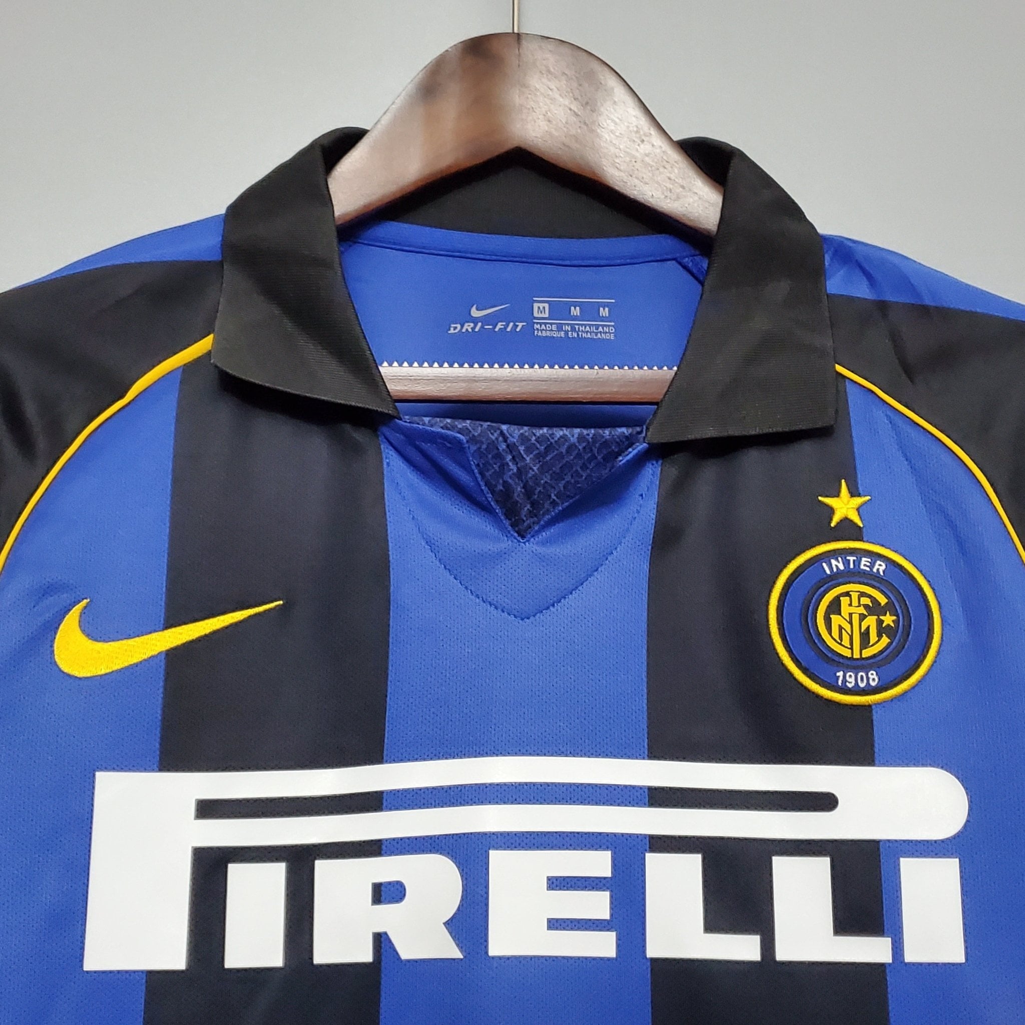 INTER DE MILAN III 01/02 HOMBRE (RETRO) - Bota de Oro Tienda