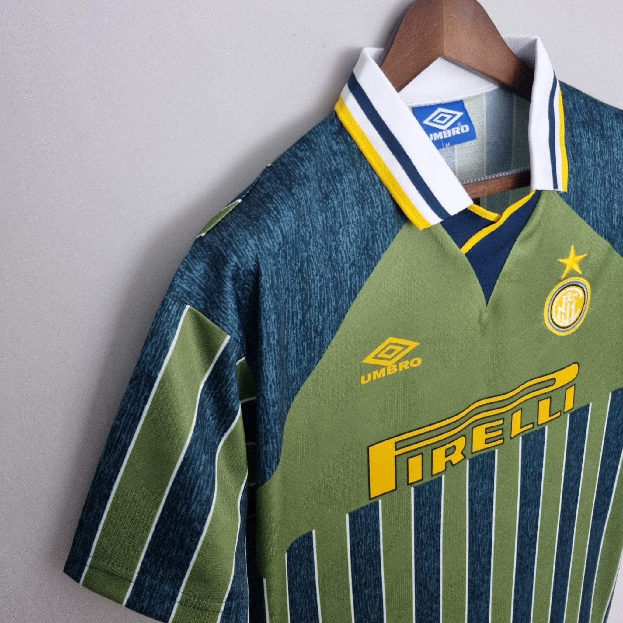 INTER DE MILAN XVI 95/96 HOMBRE (RETRO) - Bota de Oro Tienda