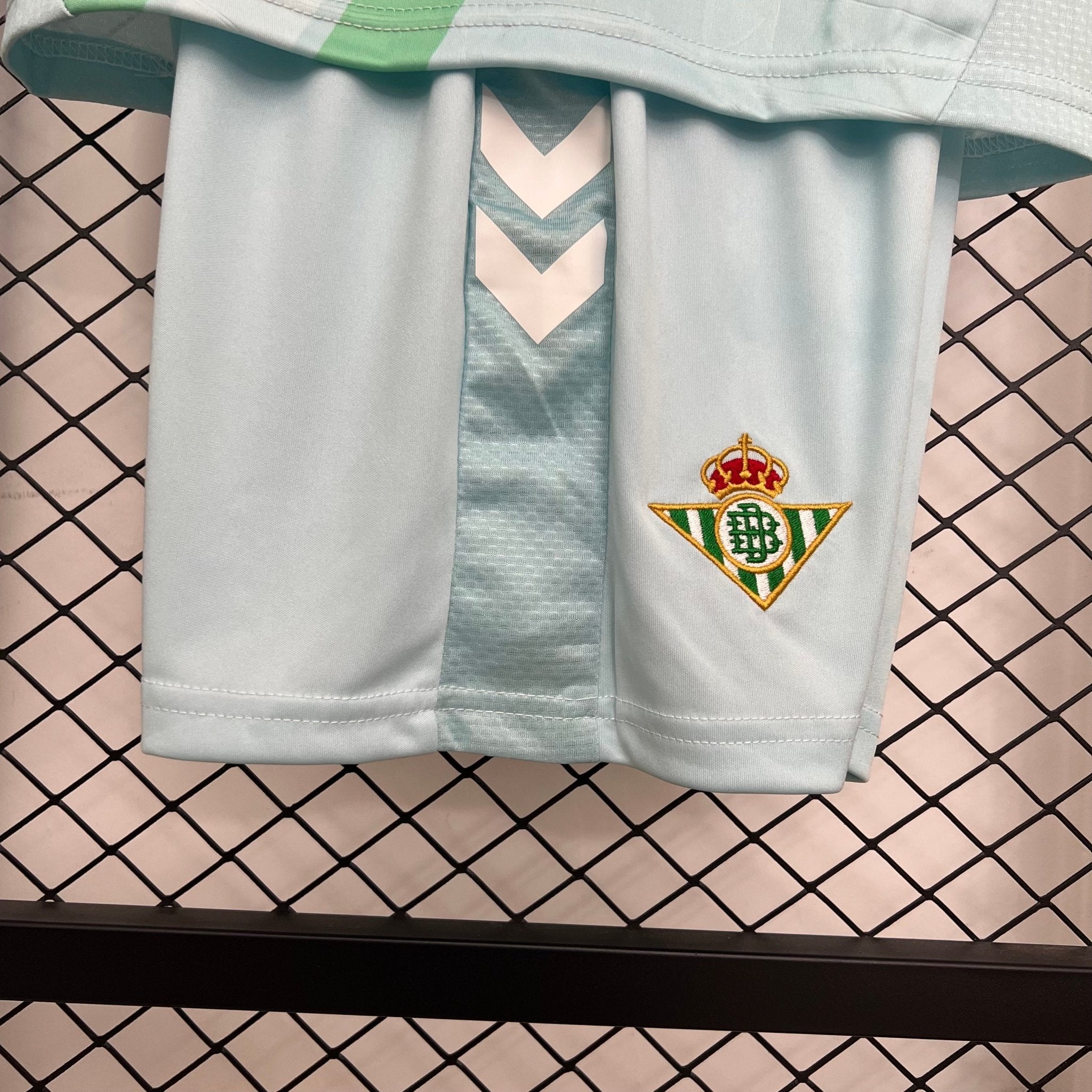REAL BETIS SEGUNDA EQUIPACIÓN 25/26 NIÑOS - Bota de Oro Tienda