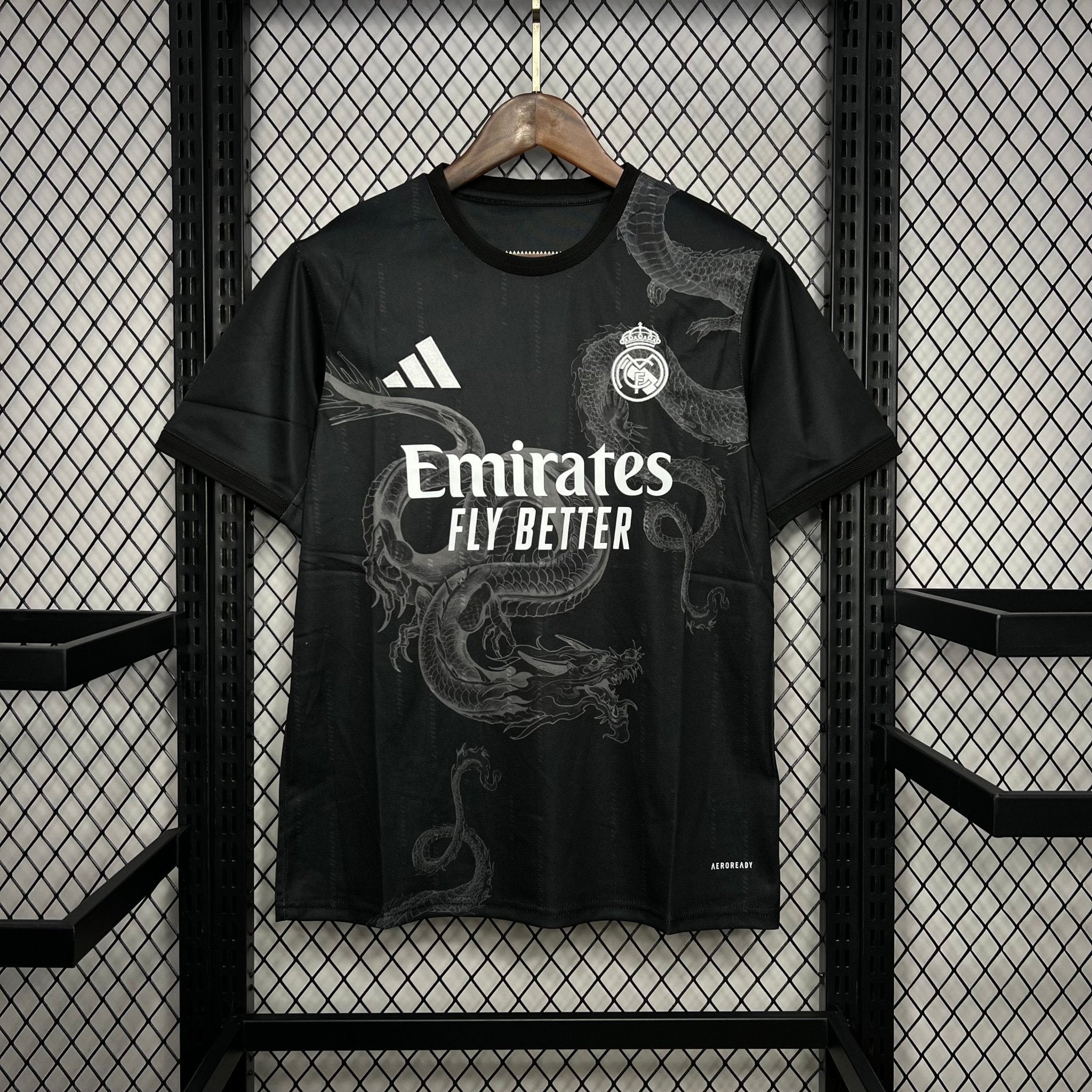 REAL MADRID EDICIÓN ESPECIAL 24/25 HOMBRE - Bota de Oro Tienda