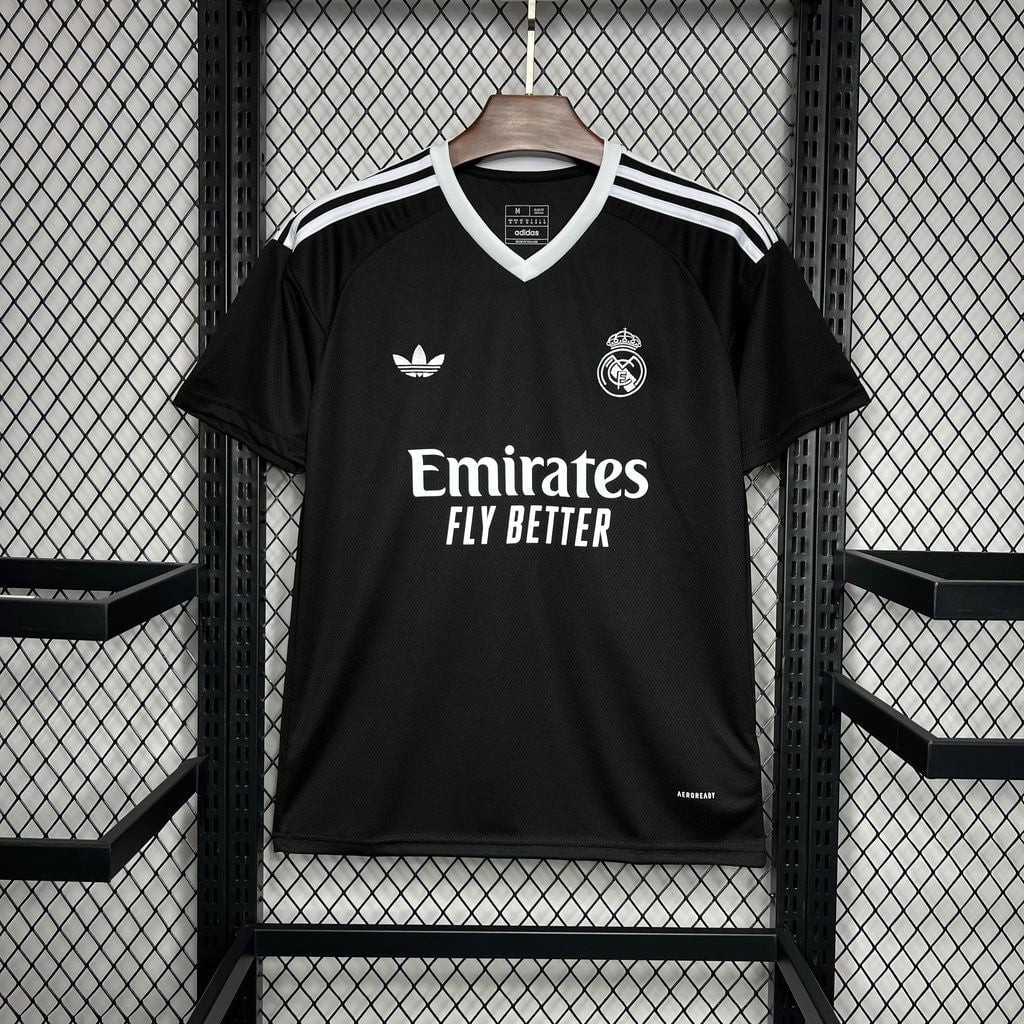 REAL MADRID ENTRENAMIENTO I 24/25 HOMBRE - Bota de Oro Tienda