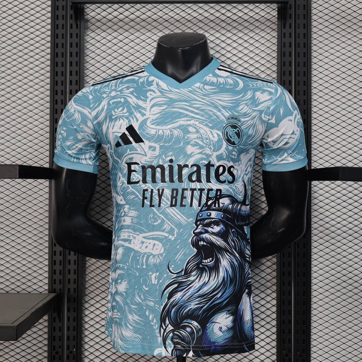 REAL MADRID EQUIPACIÓN ESPECIAL VIKING 25/26 (VERSIÓN JUGADOR) - Bota de Oro Tienda