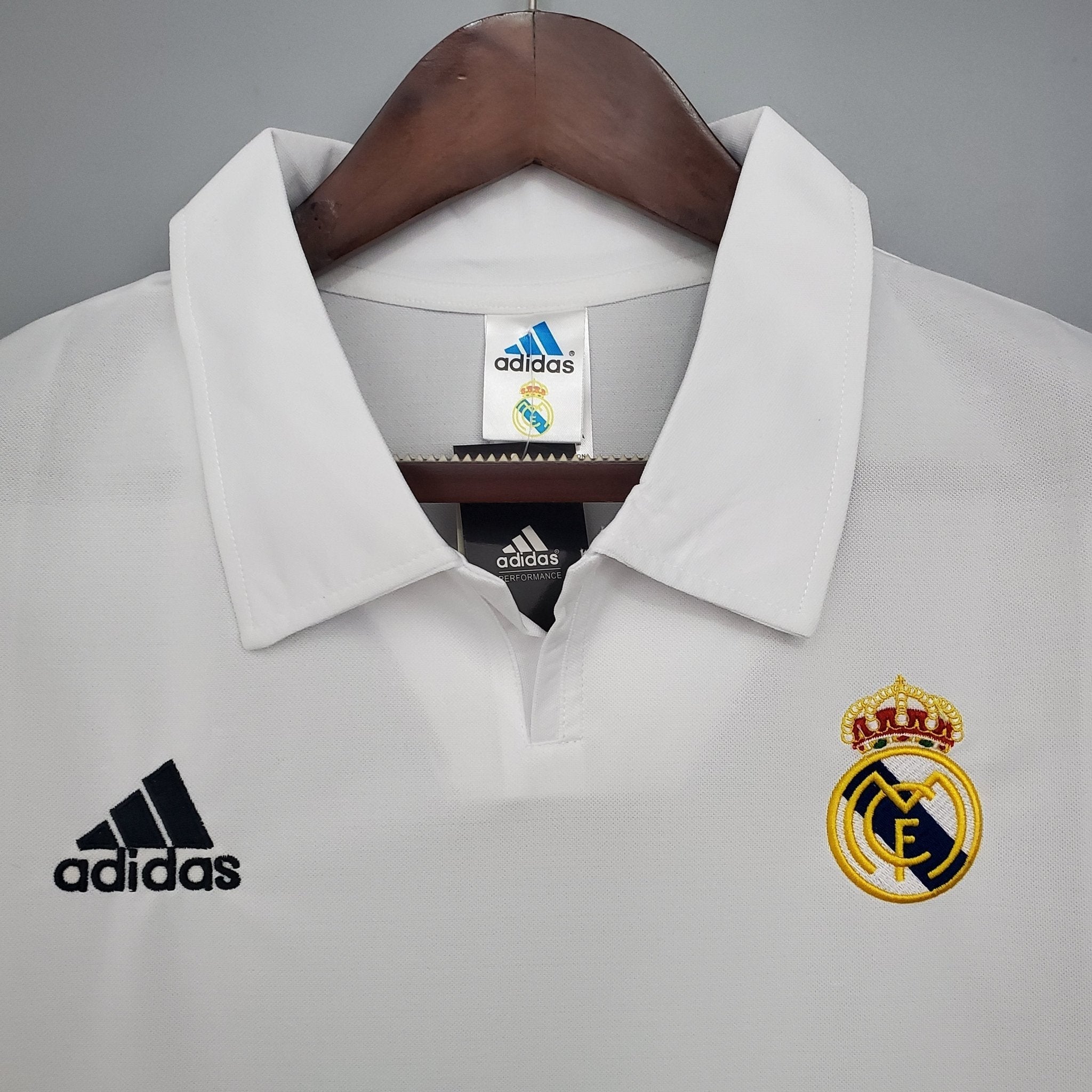 REAL MADRID I 02/03 HOMBRE (RETRO) - Bota de Oro Tienda