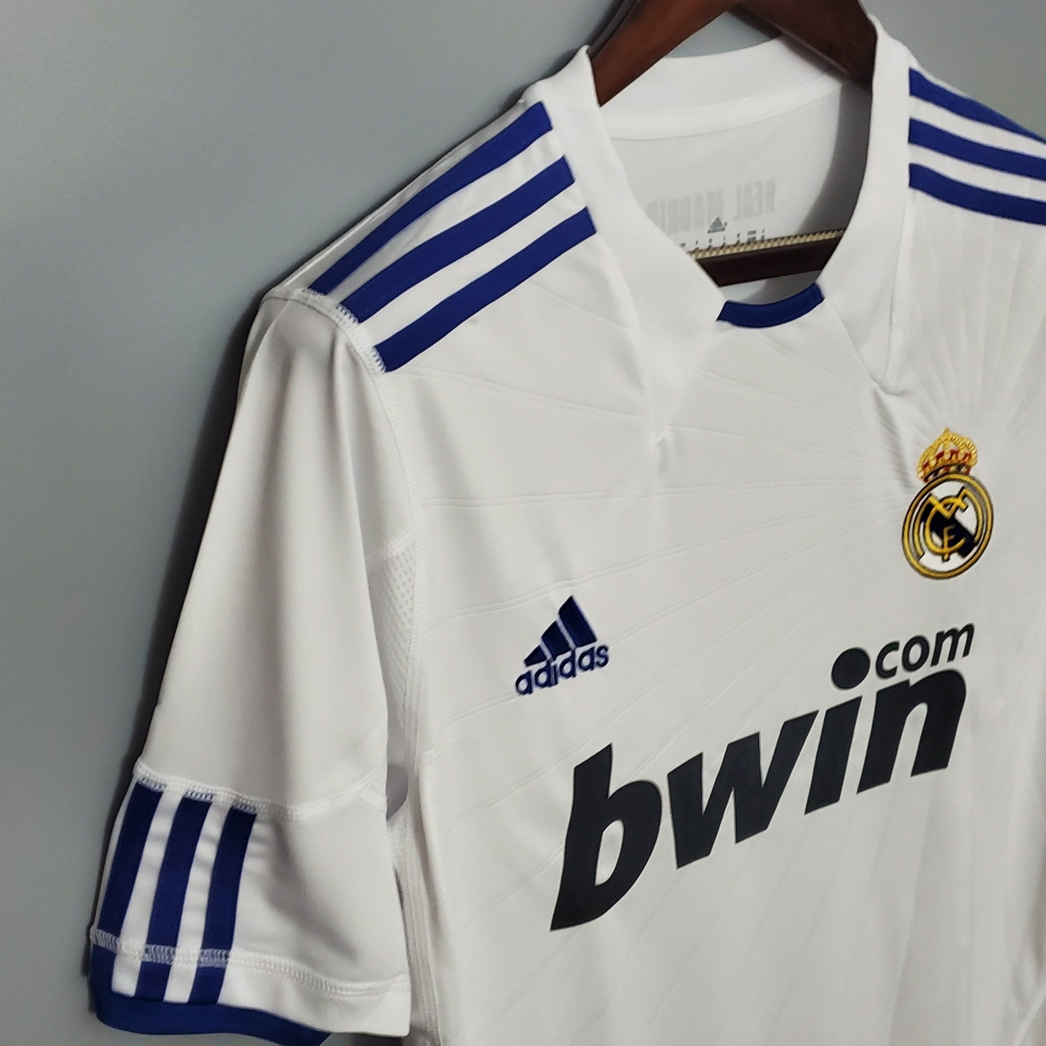 REAL MADRID I 10/11 HOMBRE (RETRO) - Bota de Oro Tienda