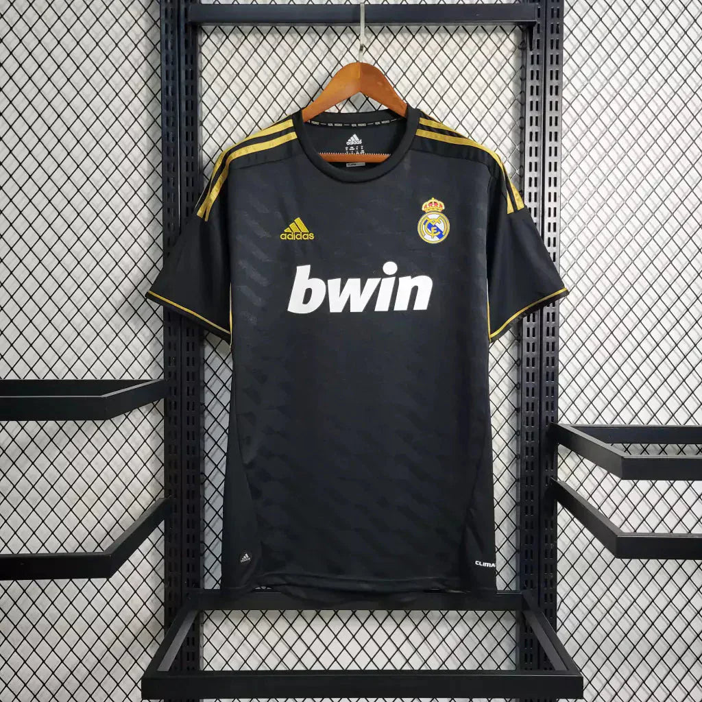 REAL MADRID II 11/12 HOMBRE (RETRO) - Bota de Oro Tienda