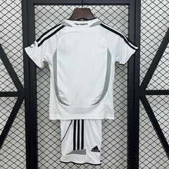 REAL MADRID PRIMERA EQUIPACIÓN 06/07 NIÑOS RETRO - Bota de Oro Tienda