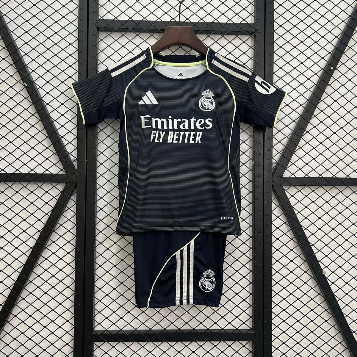 REAL MADRID SEGUNDA EQUIPACIÓN 25/26 NIÑOS - Bota de Oro Tienda