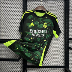 REAL MADRID VERDE Y NEGRO EDCIÓN ESPECIAL 24/25 - Bota de Oro Tienda