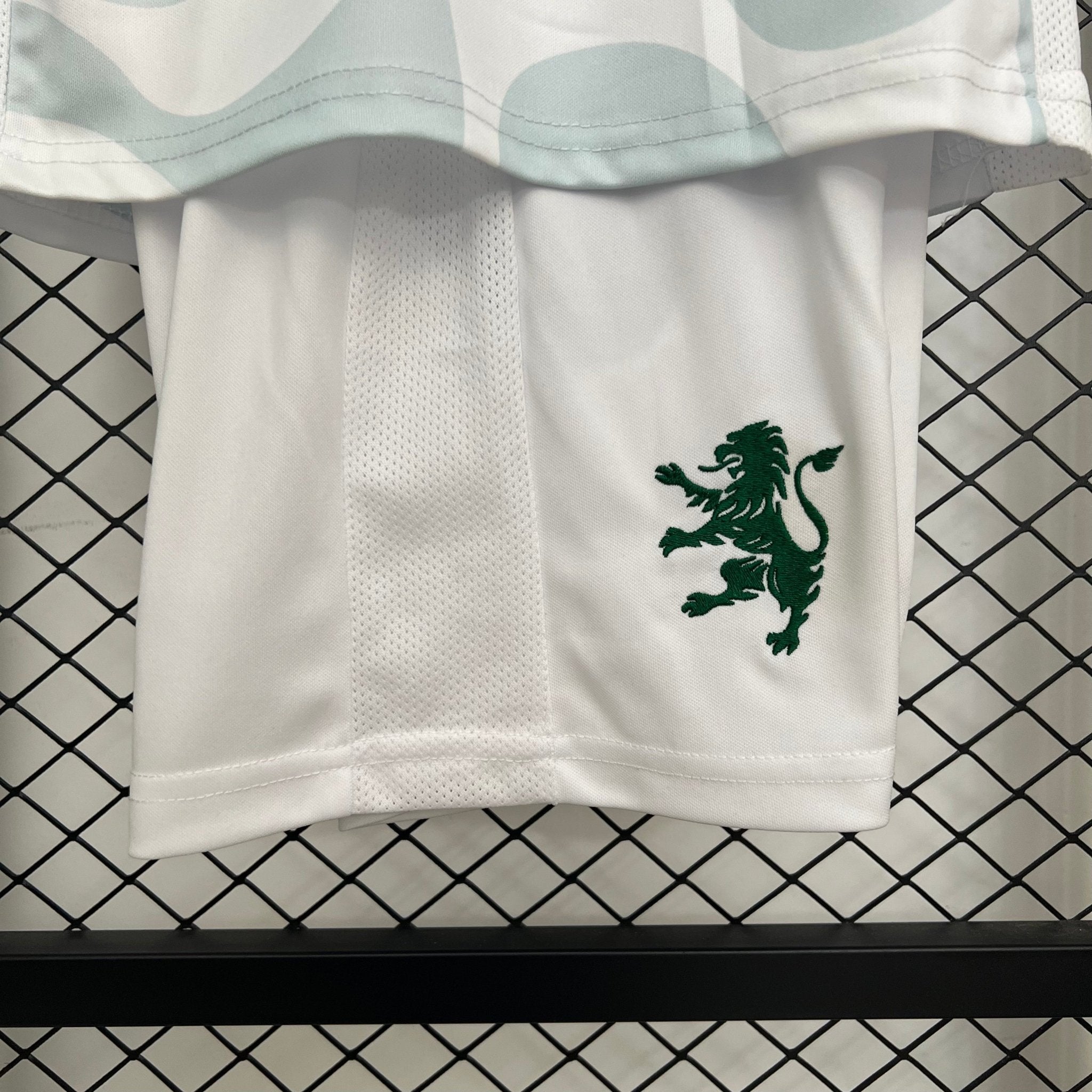 SPORTING LISBOA SEGUNDA EQUIPACIÓN 25/26 NIÑOS - Bota de Oro Tienda