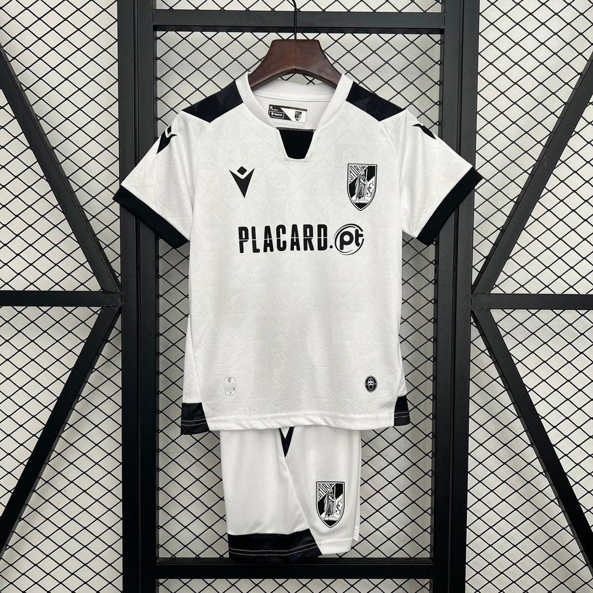 VITORIA SC PRIMERA EQUIPACIÓN 25/26 NIÑOS - Bota de Oro Tienda